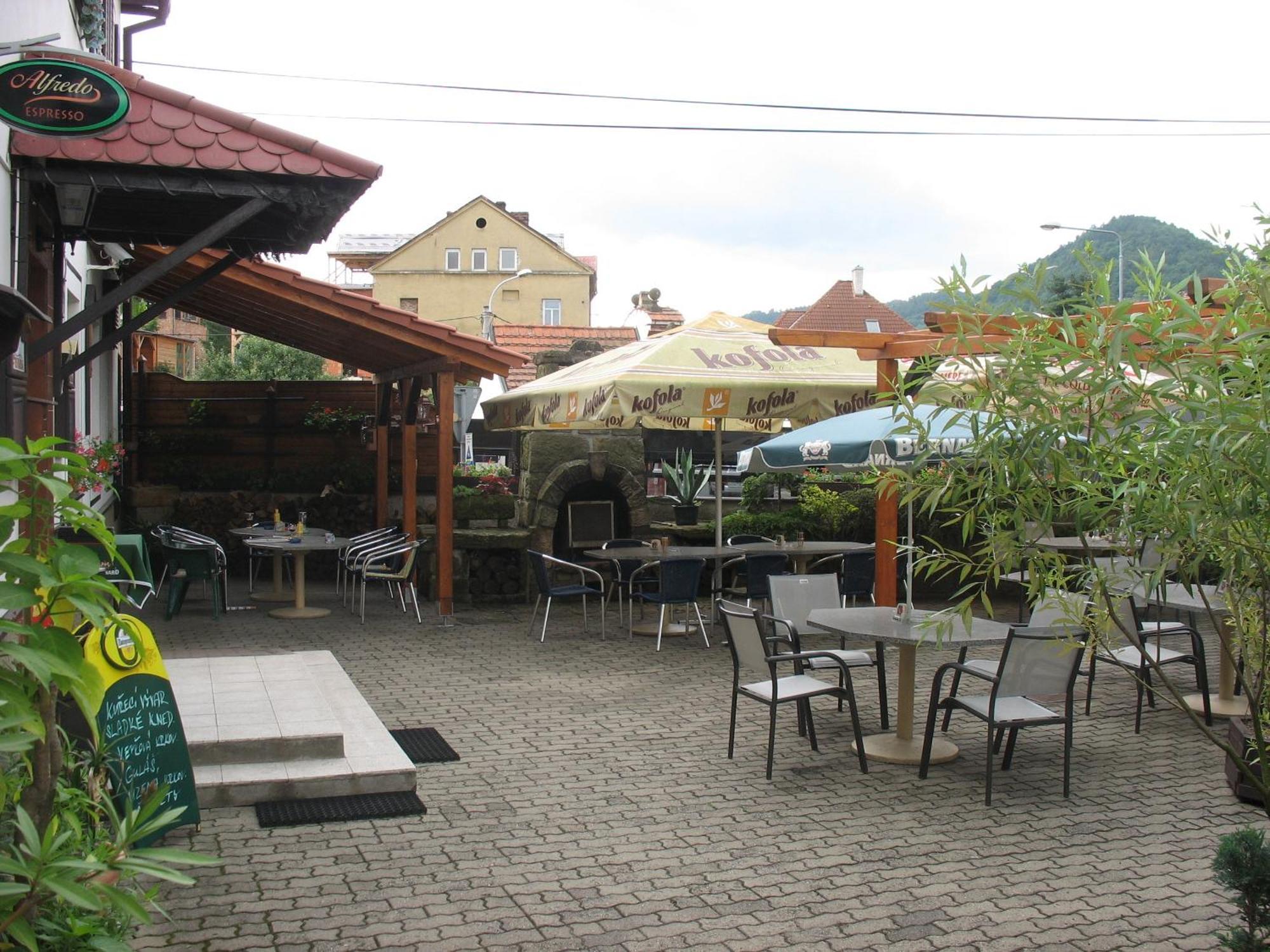 Hotel Kovarna Decin Exterior photo
