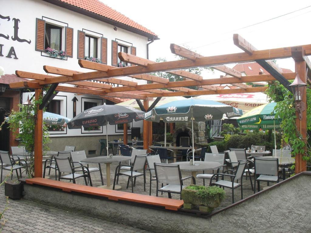 Hotel Kovarna Decin Exterior photo